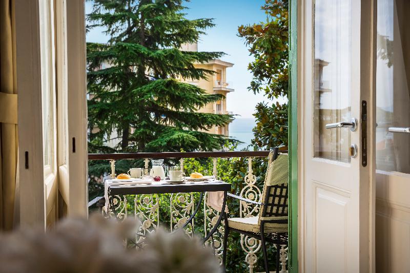 Remisens Villa Elsa ลอฟราน ภายนอก รูปภาพ